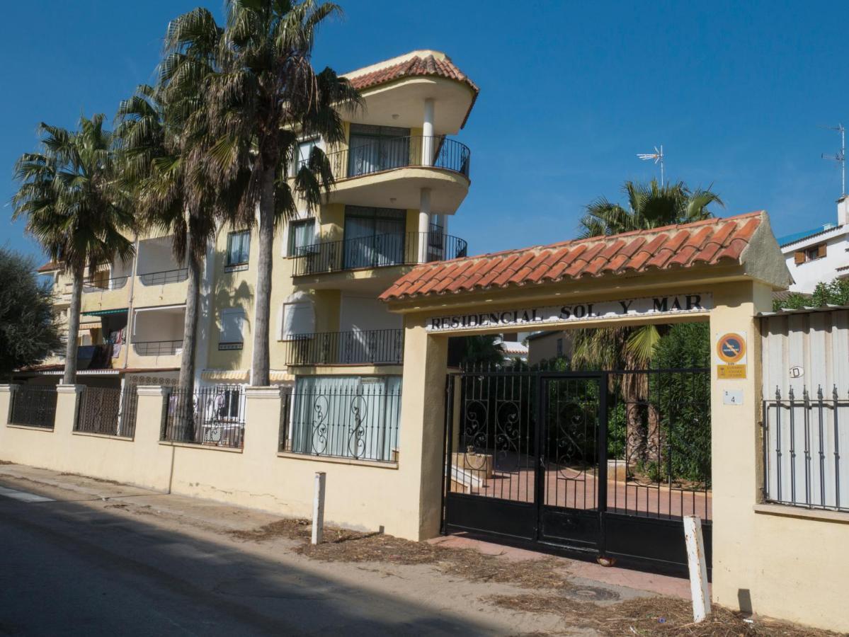 Apartamentos Sol Y Mar